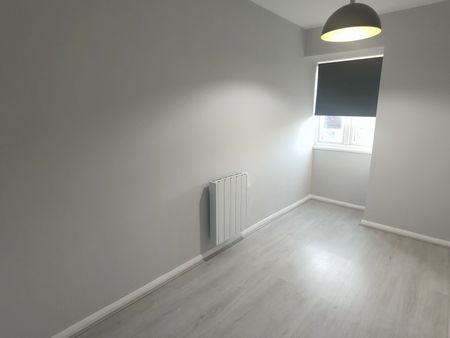 Brackenwood Crescent, Bury St. Edmunds - Photo 3