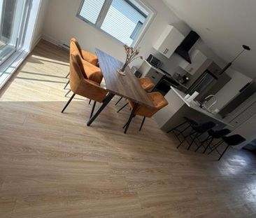1 mois gratuit** Appartement à louer dernier étage grand 5 1/2 a in... - Photo 1