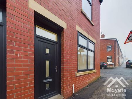 5 bedroom terraced house to rent - Photo 2