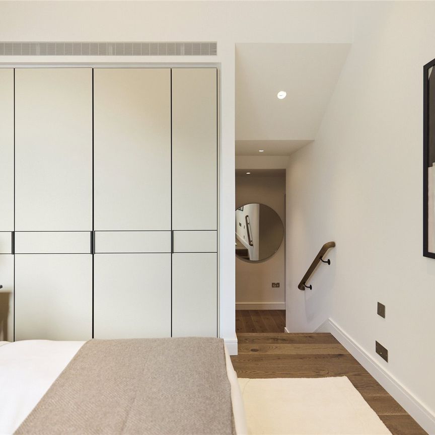 Bayswater Road, London, W2 4HP - Photo 1