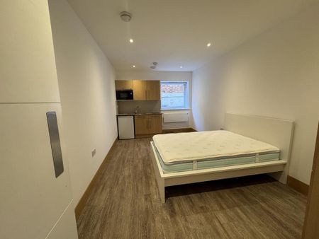 Studio to rent - Photo 4