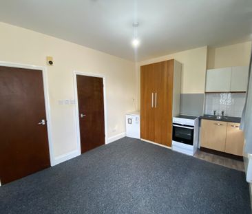 Fosse Road South, Leicester, LE3 1AD - Photo 2