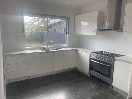 3 BEDROOM HOME - Photo 1