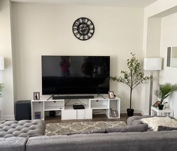 For Lease - 590 N Service Road Unit# 132, Hamilton, Ontario - Photo 4