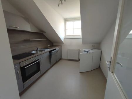 Tolle Innenhof, viel Platz, Wohnküche - Photo 3