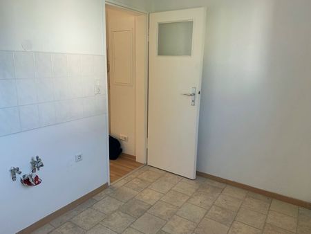 + 1 Zimmer mit modernisiertem Badezimmer + - Foto 2