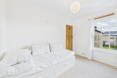 2 bedroom semi-detached house to rent - Photo 2