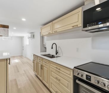 For Lease - 350 Reynolds Road Unit# 2, London South, Ontario - Photo 2