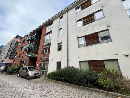 Ratcliffe Court, Chimney Steps , Bristol, BS2 0FE - Photo 2