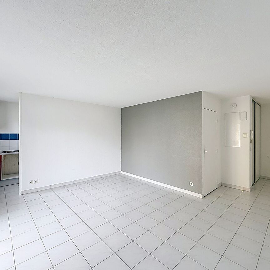 Appartement Avignon 2 pièce(s) 48 m2, 1 chambre, et un parking privatif, - Photo 1