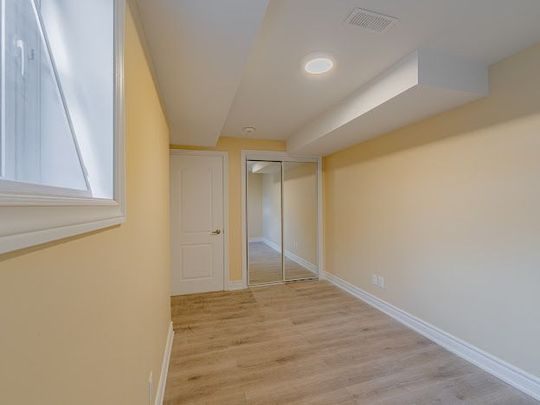 For Lease - 1969 HAWKER Private, Carp - Huntley Ward, Ontario - Photo 1