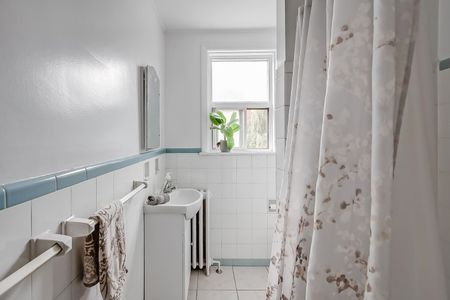 For Lease - 2128 Harris Crescent Unit# 7, Burlington, Ontario - Photo 3