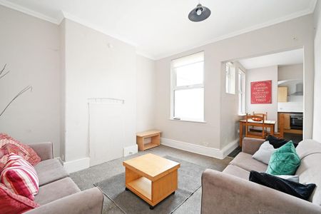 5 bedroom house share to rent - Photo 2