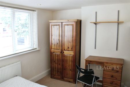 6 bedroom house to rent Gristhorpe Road, Birmingham, West Midlands, B29 - Photo 2