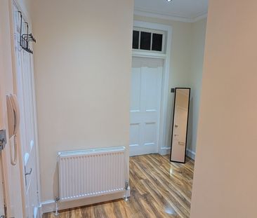1 Bed Flat, Barlogan Avenue, G52 - Photo 3