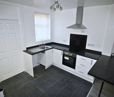 2 Bedroom Terraced House for Rent - Photo 1