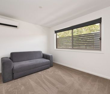 111/161 Mortimer Lewis Drive, Greenway ACT 2900 - Townhouse For Ren... - Photo 2