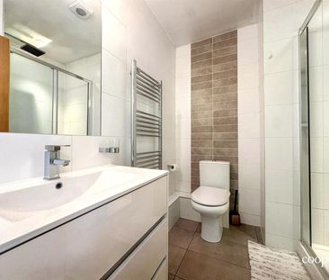 High Street, Ruislip, HA4 - Photo 6