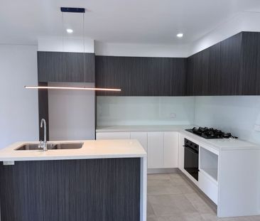 5 BEDROOM FAMILY HOME - Photo 6