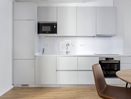 Barcelona, Catalonia 08002 - Photo 4