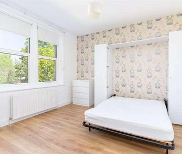 Mount Adon Park, East Dulwich, London, SE22 - Photo 3