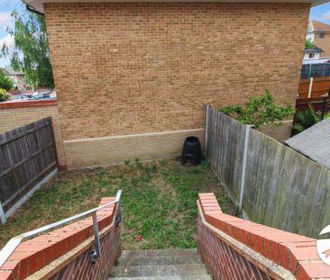 3 bedroom terraced house to rent - Photo 5