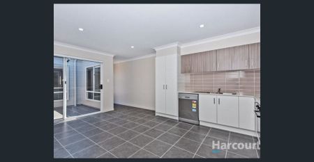 Perfect Location In Fitzgibbon - Photo 3