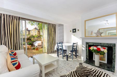 Studio to rent - Photo 3