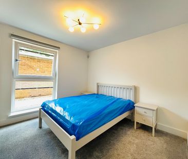 Festival Court, Glasgow, Princes Quay, G51 1BF - Photo 5