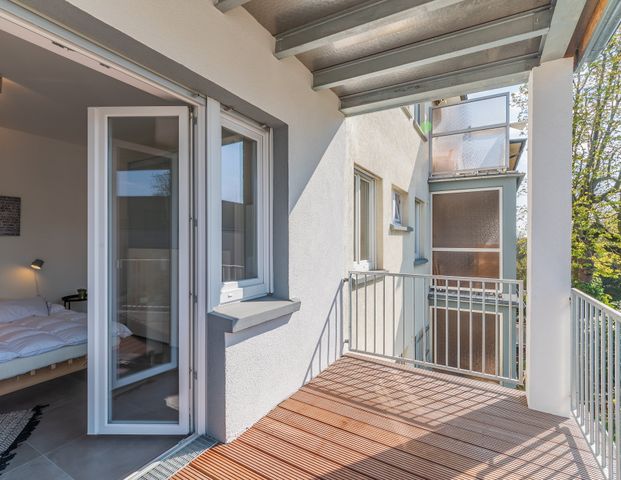 City-Residence: Hochwertig möblierte 3-Zi.-Wohnung mit 2 Balkonen - Foto 1