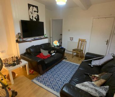 Burlington Avenue, Melrosegate - P2267 - Photo 1