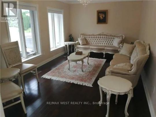 Detached Home For Lease | N9238897 - Photo 1