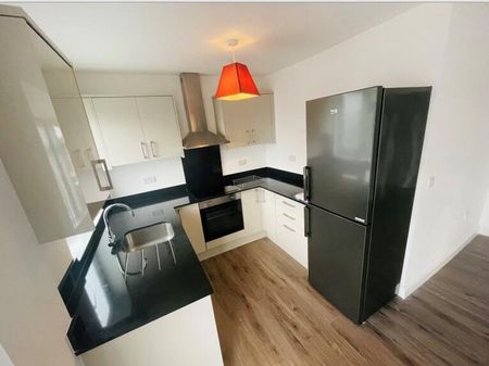 2 bedroom apartment to rent - Photo 2