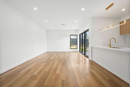 Brand New Stylish Townhouse - Photo 4