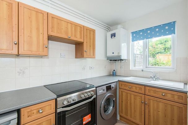 1 bedroom end of terrace house to rent - Photo 1