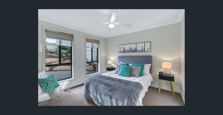 3 BEDROOM BEAUTY! - Photo 4