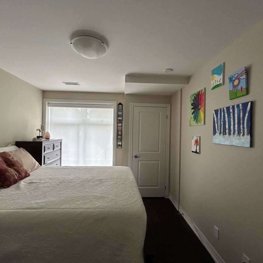 For Lease - 4611 Pettit Avenue, Niagara Falls, Ontario - Photo 1