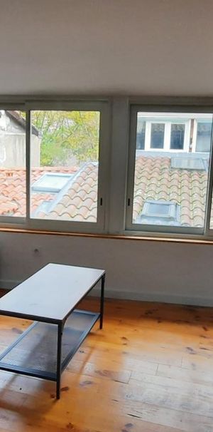Location Appartement 1 pièce 15m² PAMIERS 09100 - Photo 1