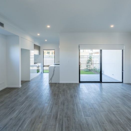 Near New Townhouse. Perfect for family! - Photo 1