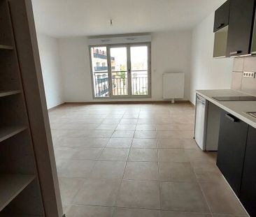 Location Appartement 1 pièce 32m² LUCE 28110 - Photo 1