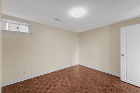 For Lease - 1800 Holbrook Court Unit# Bsmt, Pickering, Ontario - Photo 2