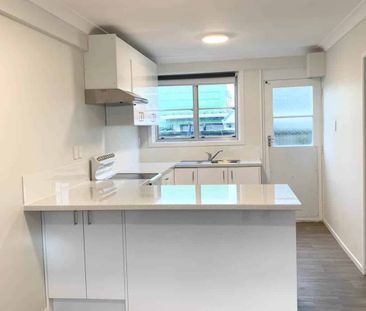 Fully renovated Studio apartment - Photo 2