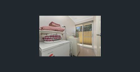 Lovely 3 x 2 in Great Location! - Photo 3