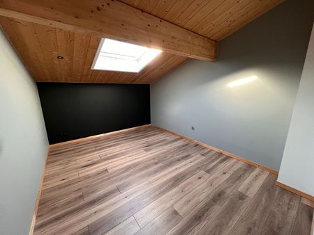 Location Maison 5 pièces 124m² - Photo 3