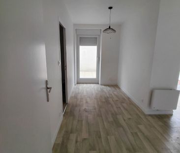 Location Appartement 2 pièces 42m² - Photo 2