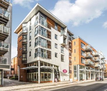 Flat to rent - Photo 1