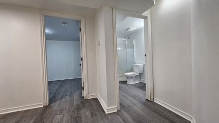 For Lease - 24 Sylvia Street Unit# Back Unit, Barrie, Ontario - Photo 2