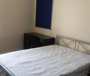 4 bedroom terraced house to rent - Photo 6