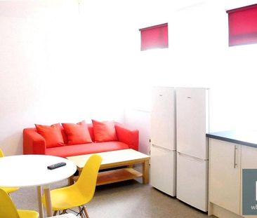 1 bedroom in a house share to rent - Photo 6