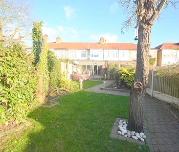 3 bedroom house to rent - Photo 2